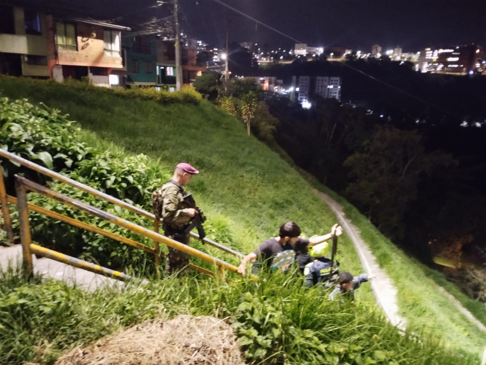 En la noche de este sábado empezó a operar este grupo coordinado por la Secretaría del Interior y conformado por la Policía y el Ejército. En la noche de este sábado empezó a operar este grupo coordinado por la Secretaría del Interior y conformado por la Policía y el Ejército.