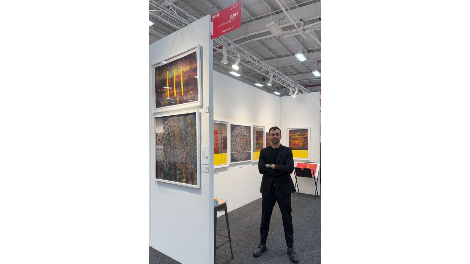 Julián Antonio Giraldo es el único representante de Colombia en la feria de arte internacional Artexpo, evento que convoca a las mayores promesas de las artes plásticas en el mundo. El arquitecto presentará ante el público cinco de sus colecciones.