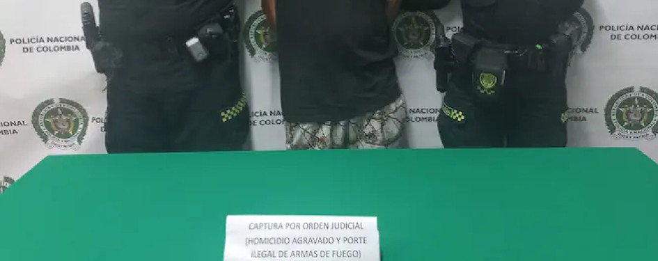 Detenido. Detenido.