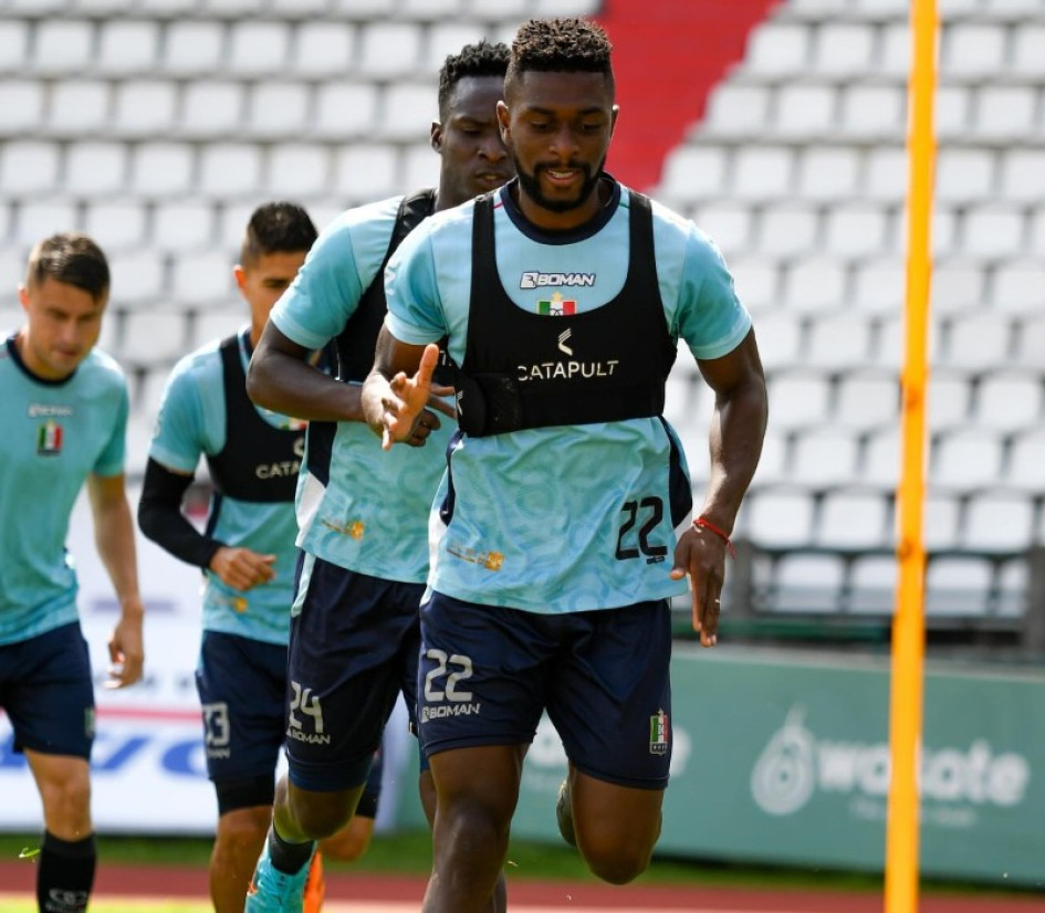 5 años y 9 ligas lleva el Once Caldas sin clasificar. Hoy podría parar esa racha si no pierde con el América en el Palogrande. 5 años y 9 ligas lleva el Once Caldas sin clasificar. Hoy podría parar esa racha si no pierde con el América en el Palogrande.