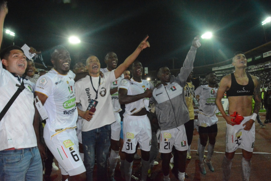 Con el empate por la fecha 19 ante el América de Cali, el Once Caldas terminó la Liga en el octavo lugar y se clasificó a las semifinales. Con el empate por la fecha 19 ante el América de Cali, el Once Caldas terminó la Liga en el octavo lugar y se clasificó a las semifinales.