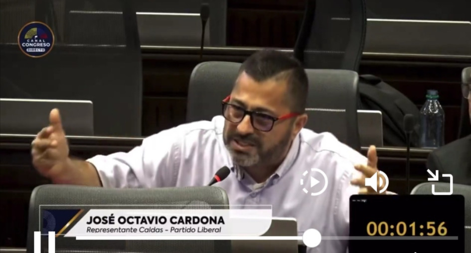 El representante a la Cámara por el Partido Liberal en Caldas, José Octavio Cardona, calificó al exalcalde de Manizales Carlos Mario Marín Correa de petardo. El representante a la Cámara por el Partido Liberal en Caldas, José Octavio Cardona, calificó al exalcalde de Manizales Carlos Mario Marín Correa de petardo.