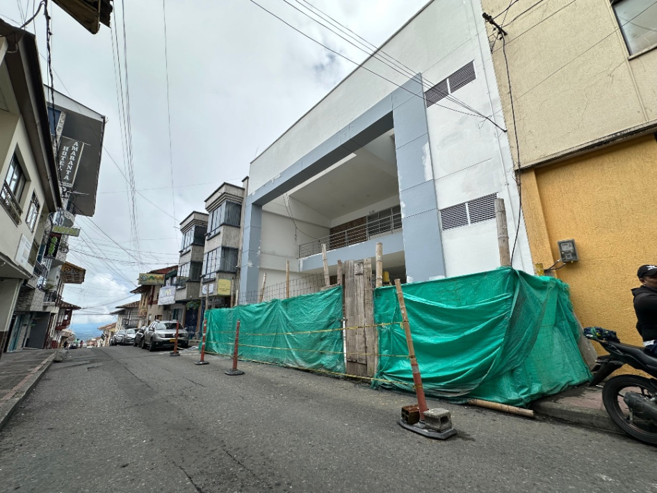 Este es el Centro Comunitario Cacique Ocuzca que espera por su apertura en Anserma (Caldas). Este es el Centro Comunitario Cacique Ocuzca que espera por su apertura en Anserma (Caldas).