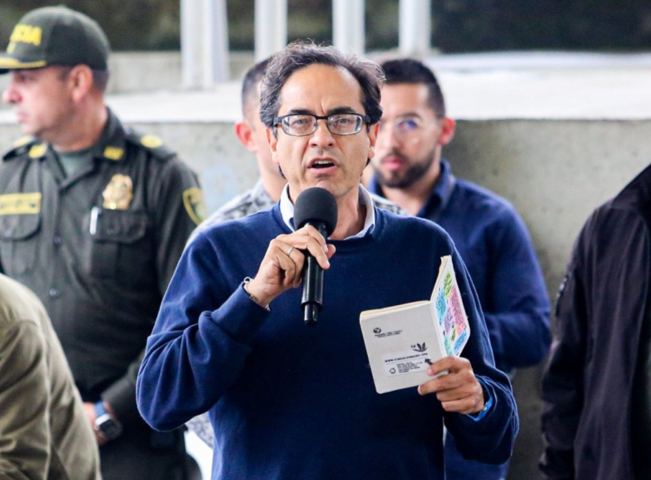 Óscar Sánchez, viceministro de Educación Preescolar Básica y Media, en su visita a Manizales. Óscar Sánchez, viceministro de Educación Preescolar Básica y Media, en su visita a Manizales.