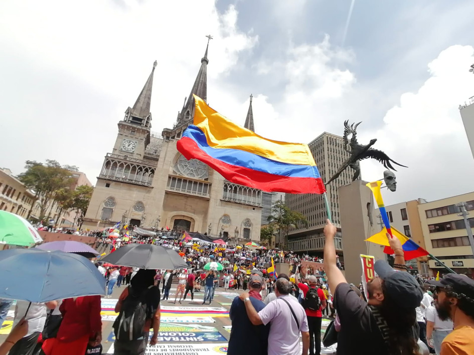 Concentración en la Plaza de Bolívar de Manizales este 1 de mayo. Concentración en la Plaza de Bolívar de Manizales este 1 de mayo.