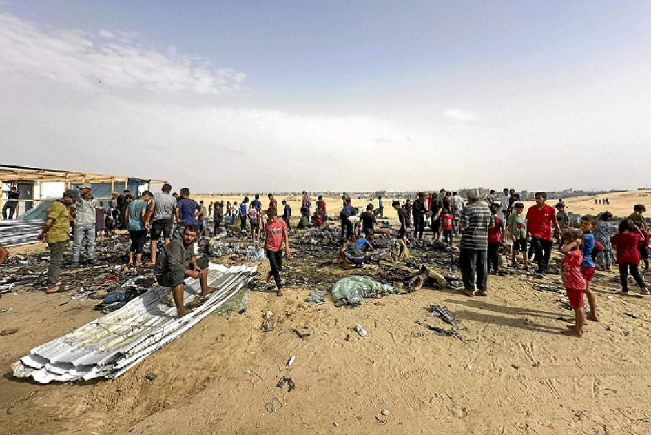 Zona del ataque en los campos de desplazados en Tal al Sultan, en Rafah, cerca de los almacenes de UNRWA. Zona del ataque en los campos de desplazados en Tal al Sultan, en Rafah, cerca de los almacenes de UNRWA.