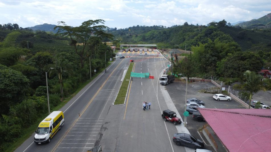 Las vías actualmente administradas por Autopistas del Café tienen 256 kilómetros de extensión. Conectan a los departamentos del Eje Cafetero y el norte del Valle del Cauca. Las vías actualmente administradas por Autopistas del Café tienen 256 kilómetros de extensión. Conectan a los departamentos del Eje Cafetero y el norte del Valle del Cauca.