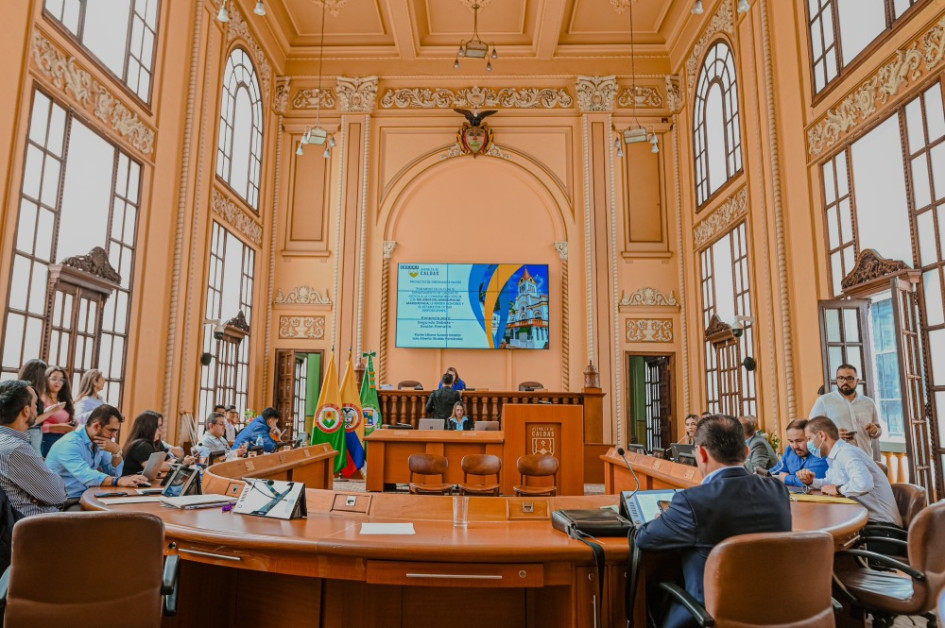 Desde el 1 de enero del 2022, el departamento se encuentra sin contralor en propiedad. Ayer, por fin, se iba a hacer la elección en la Asamblea, pero una acción popular de última hora interrumpió el proceso. Van 38 acciones de tutela, 2 acciones populares y 11 suspensiones desde que se inició el trámite. Actualmente, el cargo lo ocupa Diego Alejandro Tapasco López, como interino. Desde el 1 de enero del 2022, el departamento se encuentra sin contralor en propiedad. Ayer, por fin, se iba a hacer la elección en la Asamblea, pero una acción popular de última hora interrumpió el proceso. Van 38 acciones de tutela, 2 acciones populares y 11 suspensiones desde que se inició el trámite. Actualmente, el cargo lo ocupa Diego Alejandro Tapasco López, como interino.