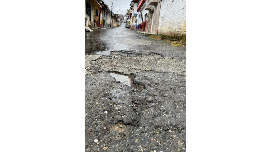 Estado actual de la carrera 5 entre las calles 4 y 5 de Anserma. Estado actual de la carrera 5 entre las calles 4 y 5 de Anserma.