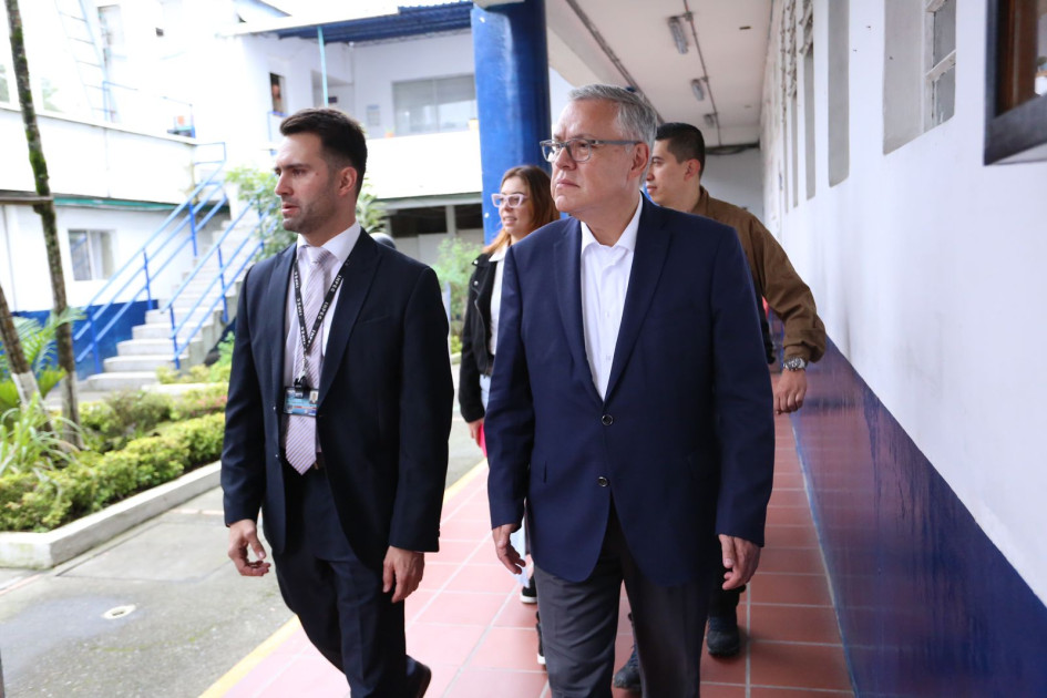El ministro de Justicia, Néstor Osuna, ayer en Manizales. El ministro de Justicia, Néstor Osuna, ayer en Manizales.