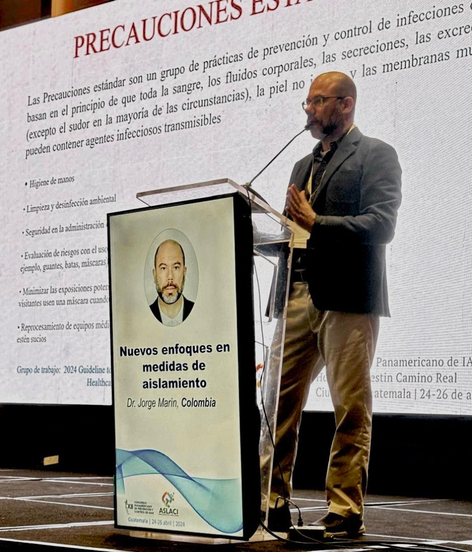 Nuestros médicos, en otras latitudes Foto|Cortesía|LA PATRIA Nuestros médicos, en otras latitudes Foto|Cortesía|LA PATRIA