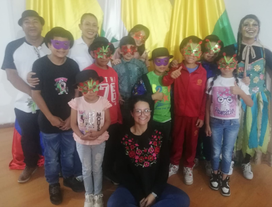 Semillas de color del diablo fue uno de los grupos participantes en el proyecto semilla carnavalera en Riosucio.