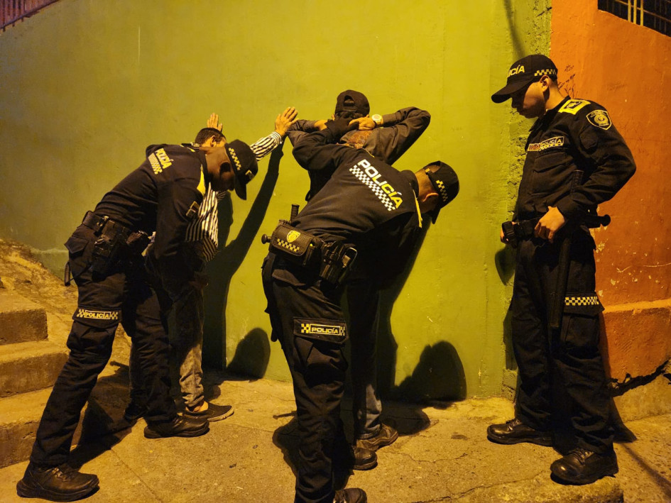 La Policía Metropolitana capturó a 17 personas en Manizales y Villamaría el pasado fin de semana. La Policía Metropolitana capturó a 17 personas en Manizales y Villamaría el pasado fin de semana.
