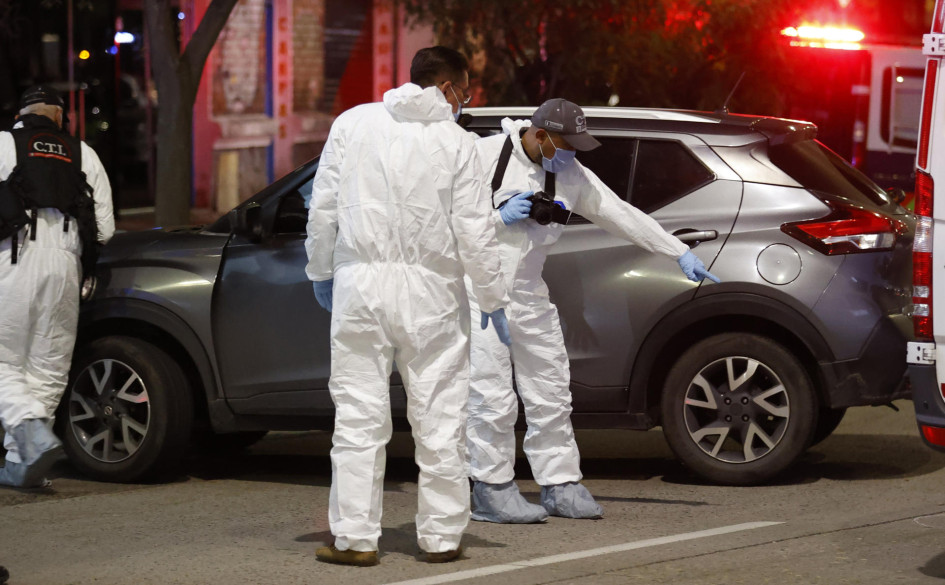 Inspección técnica de escena de homicidio en Bogotá El asesinato ocurrió cuando Élmer Fernández iba en un vehículo del Instituto Nacional Penitenciario y Carcelario (Inpec) por la carrera 30, a la altura de la calle 80.