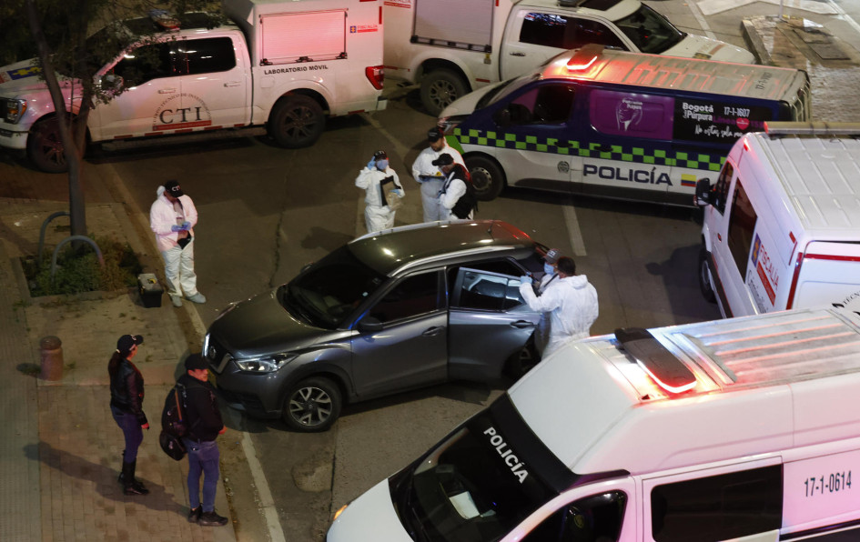 Inspección de escena de crimen en Bogotá El director de la cárcel La Modelo de Bogotá, el coronel retirado de la Policía Élmer Fernández, fue asesinado en Bogotá