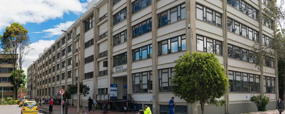 Los estudiantes solicitan un rector encargado hasta que la Procuraduría emita una decisión. Los estudiantes solicitan un rector encargado hasta que la Procuraduría emita una decisión.