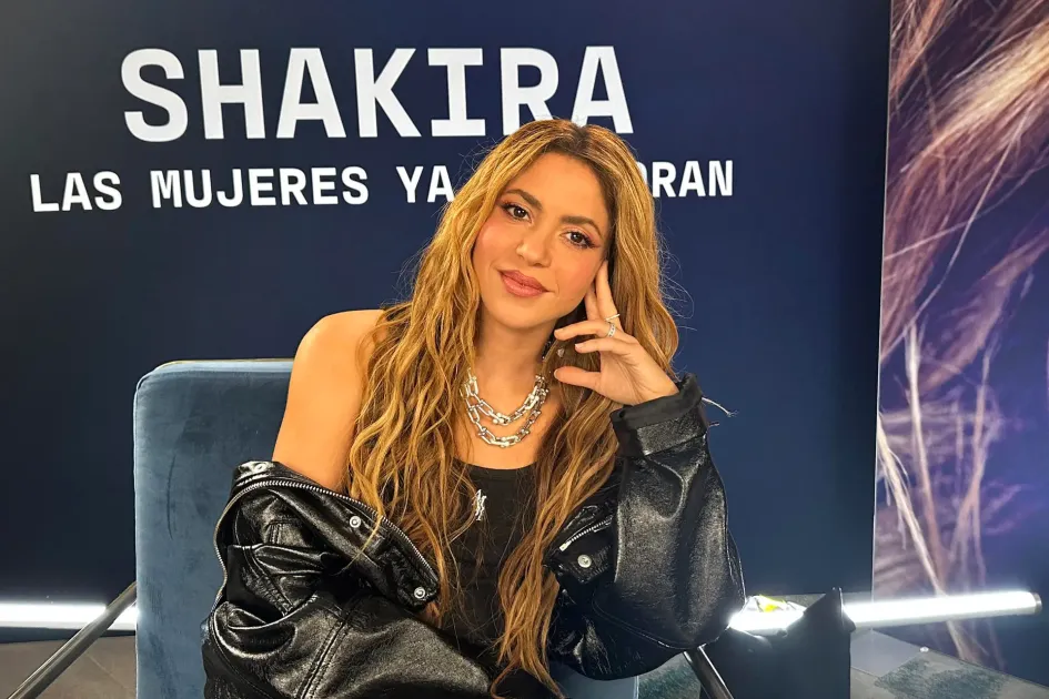 Shakira Shakira