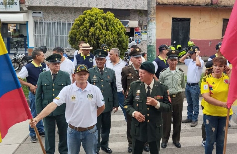 Veteranos de la Policía en Riosucio (Caldas), en jornada de apoyo a las Fuerzas Militares. Veteranos de la Policía en Riosucio (Caldas), en jornada de apoyo a las Fuerzas Militares.