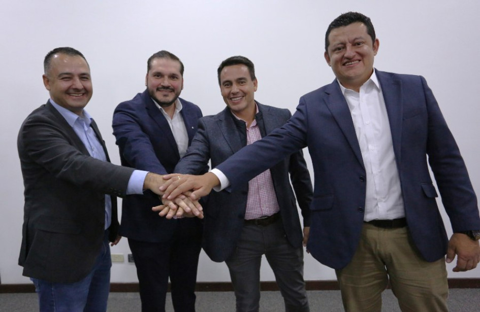 Jonnier Alejandro Ramírez, de Villamaría; Jhon Jairo Flórez, de Neira; Jorge Eduardo Rojas, de Manizales; y Álvaro Andrés Osorio Valencia, de Palestina. Jonnier Alejandro Ramírez, de Villamaría; Jhon Jairo Flórez, de Neira; Jorge Eduardo Rojas, de Manizales; y Álvaro Andrés Osorio Valencia, de Palestina.