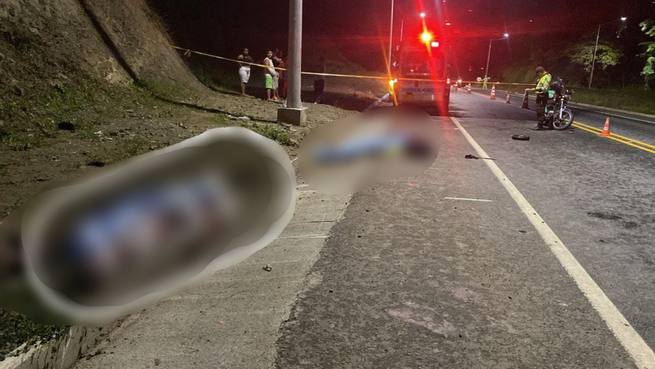 El accidente ocurrió pasadas las 7:00 p.m. sobre la vía Manizales-Medellín. El accidente ocurrió pasadas las 7:00 p.m. sobre la vía Manizales-Medellín.