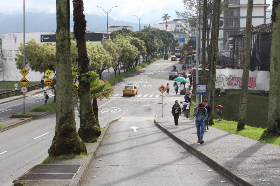 Las avenidas Santander, 12 de Octubre, Paralela y Alberto Mendoza están incluidas en el plan de recuperación vial que desarrolla la Alcaldía. Conozca las zonas en reparación. Las avenidas Santander, 12 de Octubre, Paralela y Alberto Mendoza están incluidas en el plan de recuperación vial que desarrolla la Alcaldía. Conozca las zonas en reparación.