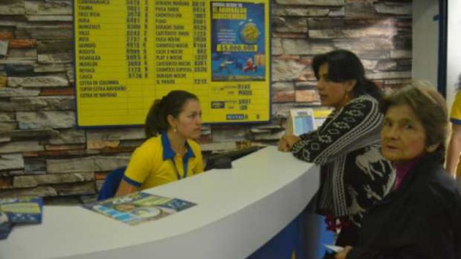 Como-jugar-chance Persona comprando chance en Susuerte