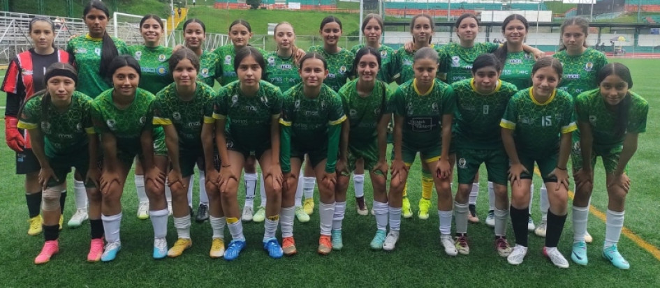 El seleccionado departamental Sub-15 de Caldas que competirá desde hoy en Bogotá. Fútbol caldense