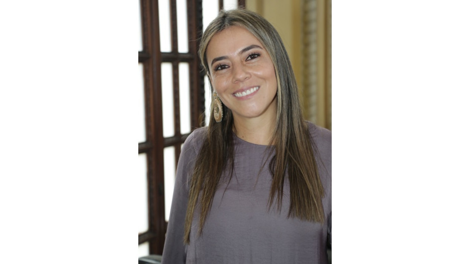 La diputada opositora Karen Liliana Suárez aprobó todos los artículos del Plan de Desarrollo de Caldas que los partidos independientes votaron negativos. La diputada opositora Karen Liliana Suárez aprobó todos los artículos del Plan de Desarrollo de Caldas que los partidos independientes votaron negativos.