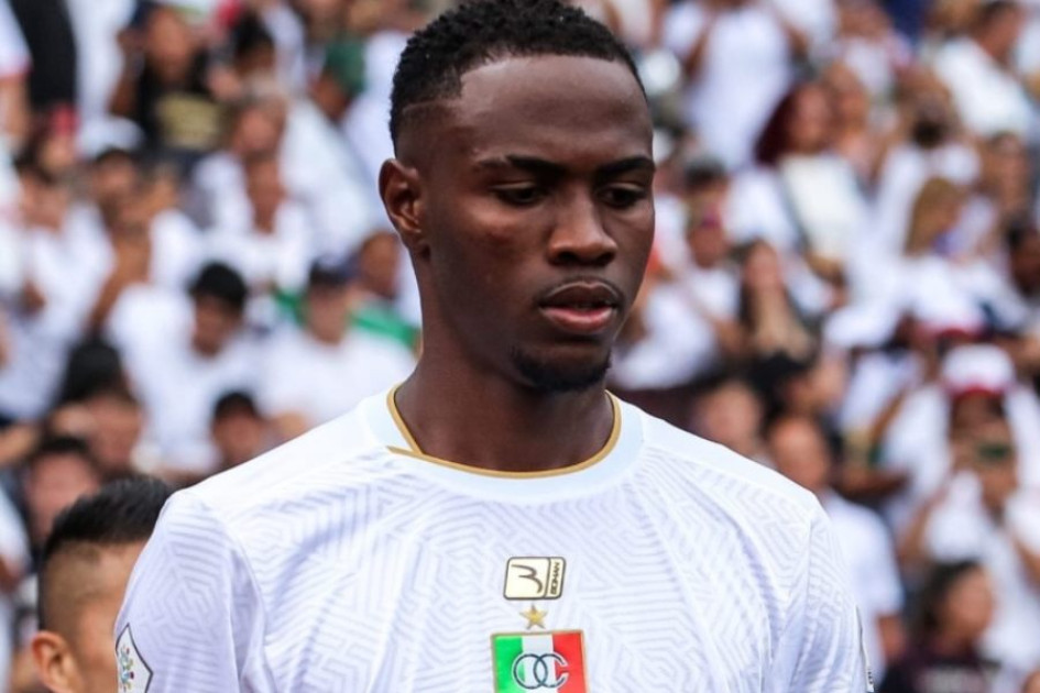 Sergio Palacios, defensor central del Once Caldas, tras un primer semestre exitoso, llega a la Selección Colombia. Sergio Palacios