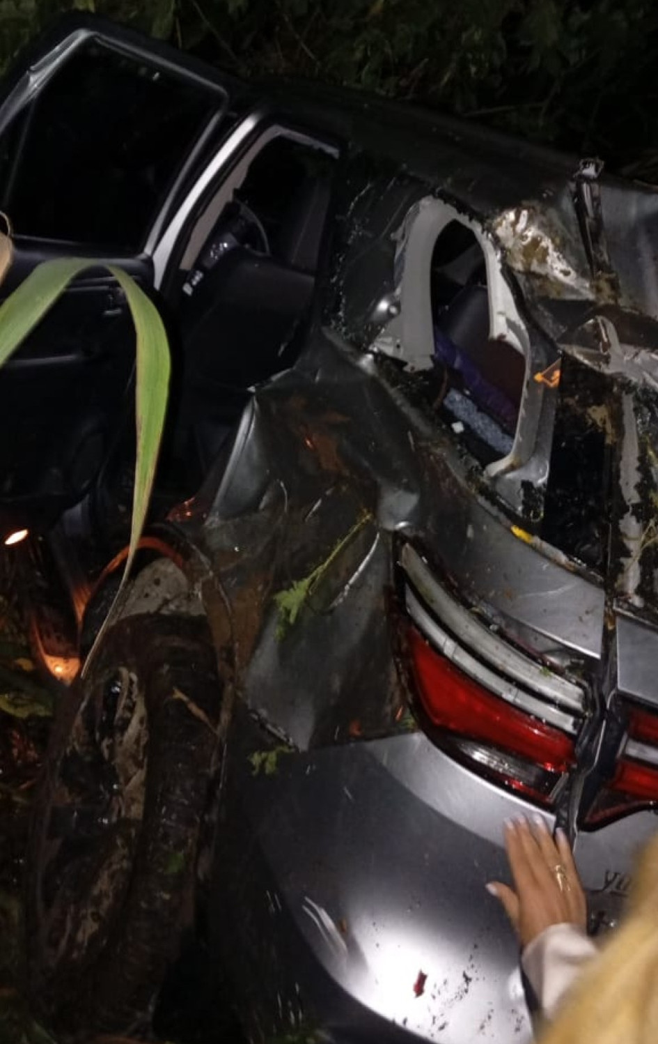 Seis personas viajaban en el carro accidentado entre Manzanares y Pensilvania. Seis personas viajaban en el carro accidentado entre Manzanares y Pensilvania.