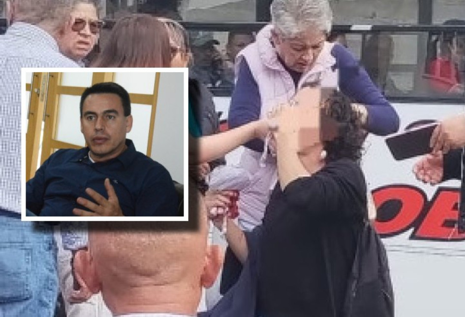 La persona afectada el pasado jueves en la Plaza de Bolívar fue auxiliada por transeúntes. La persona afectada el pasado jueves en la Plaza de Bolívar fue auxiliada por transeúntes.