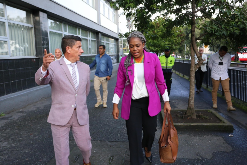 Aurora Vergara (d), ministra de Educación, visita Manizales. La acompaña Cristóbal Trujillo, rector del Instituto Universitario de Caldas. Aurora Vergara (d), ministra de Educación, visita Manizales. La acompaña Cristóbal Trujillo, rector del Instituto Universitario de Caldas.