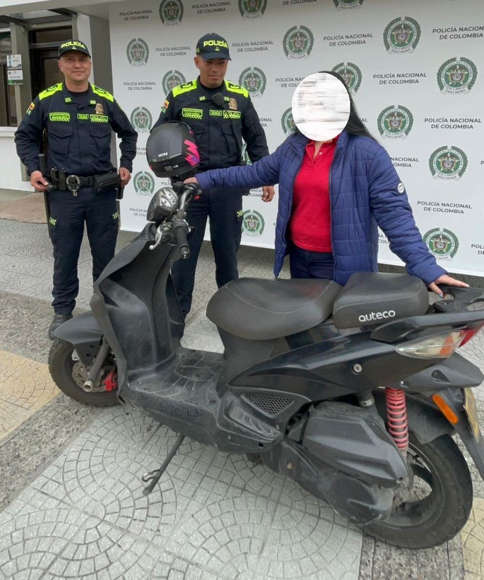 Las autoridades insisten en no parquear vehículos en sitios sin vigilancia y así evitar robos. Las autoridades insisten en no parquear vehículos en sitios sin vigilancia y así evitar robos.