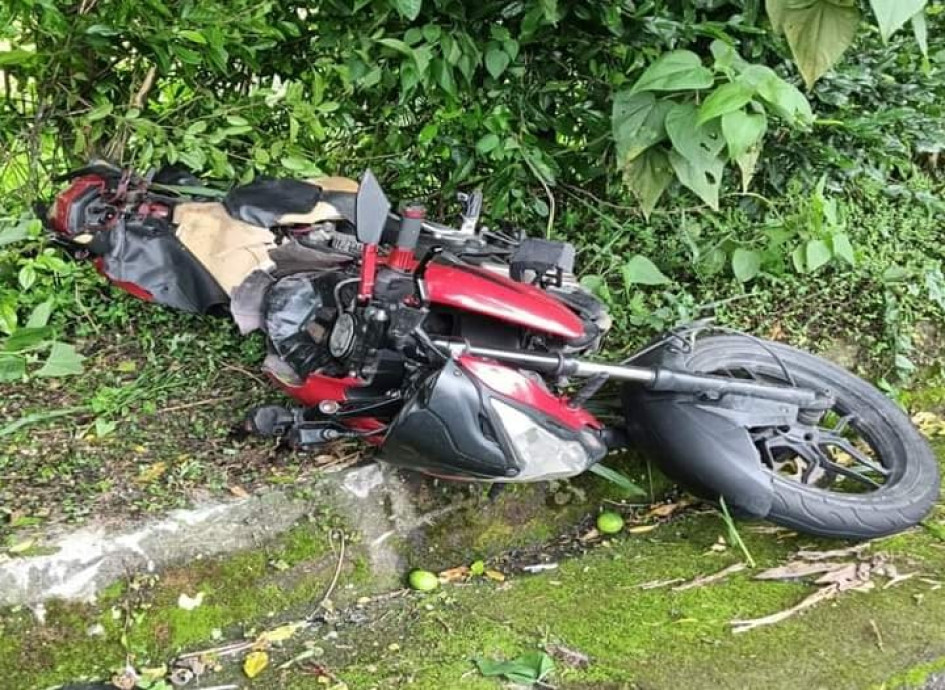 La motocicleta chocó con un carro particular en la Troncal de Occidente. La motocicleta chocó con un carro particular en la Troncal de Occidente.