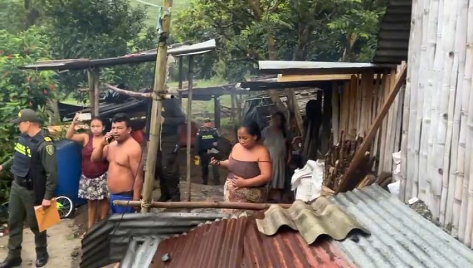 Belén de Umbria En allanamiento en Belén de Umbría atacaron a policías con machete y agua caliente