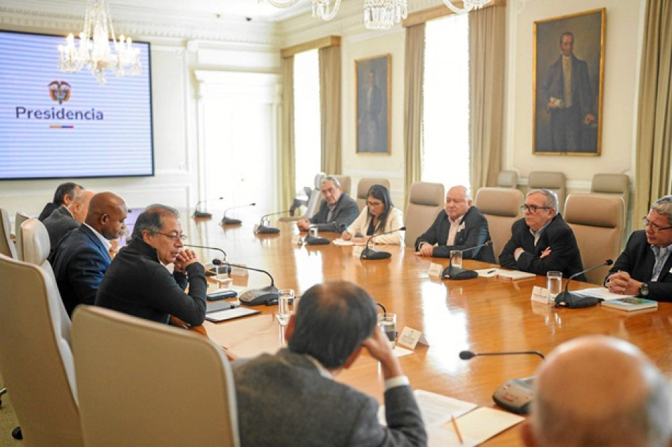 Foto | Presidencia de la República | LA PATRIA La reunión se celebró en la Casa de Nariño y participaron el jefe de Comunes, Rodrigo Londoño, y otros dirigentes de ese partido, surgido de la desmovilización de las Farc, como Rodrigo Granda, Jaime Alberto Parra, Julián Gallo, Pablo Catatumbo y Pastor Alape. Foto | Presidencia de la República | LA PATRIA La reunión se celebró en la Casa de Nariño y participaron el jefe de Comunes, Rodrigo Londoño, y otros dirigentes de ese partido, surgido de la desmovilización de las Farc, como Rodrigo Granda, Jaime Alberto Parra, Julián Gallo, Pablo Catatumbo y Pastor Alape.