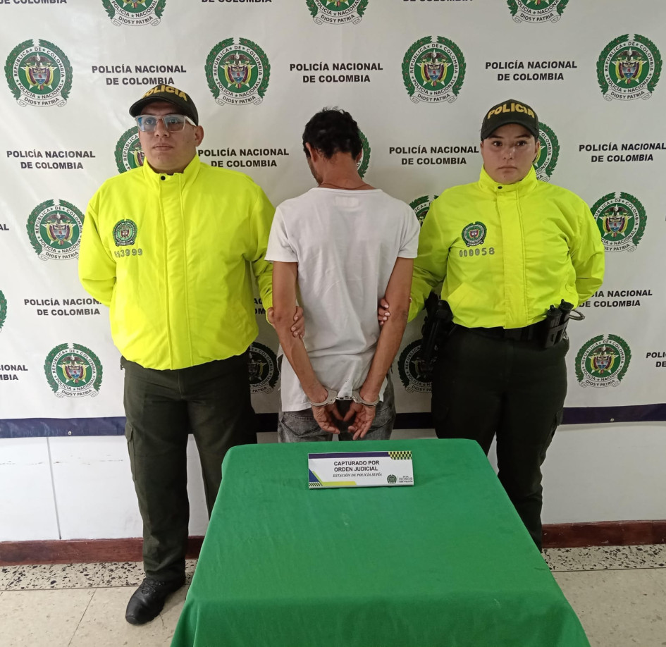 Uno de los detenidos. Uno de los detenidos.