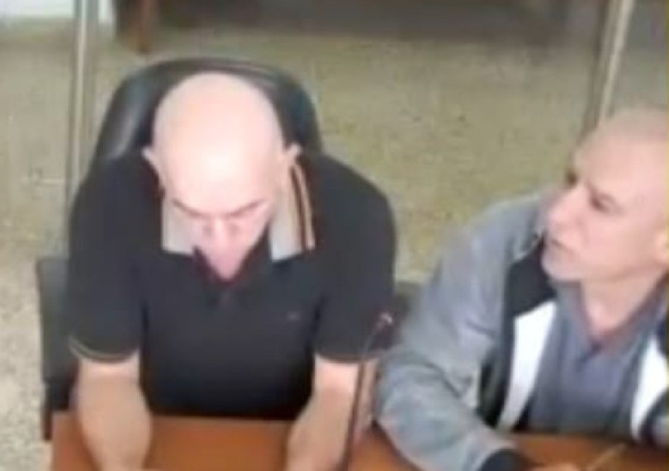 Albeiro Humberto Benavides Ospina (izquierda), la víctima; Jhon Jairo Benavides Henao, el señalado. El afectado aceptó que se le diera el beneficio a su primo. Albeiro Humberto Benavides Ospina (izquierda), la víctima; Jhon Jairo Benavides Henao, el señalado. El afectado aceptó que se le diera el beneficio a su primo.