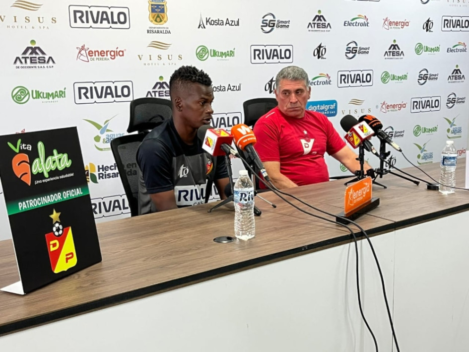 Rueda de prensa del Deportivo Pereira antes del inicio de La Liga. 