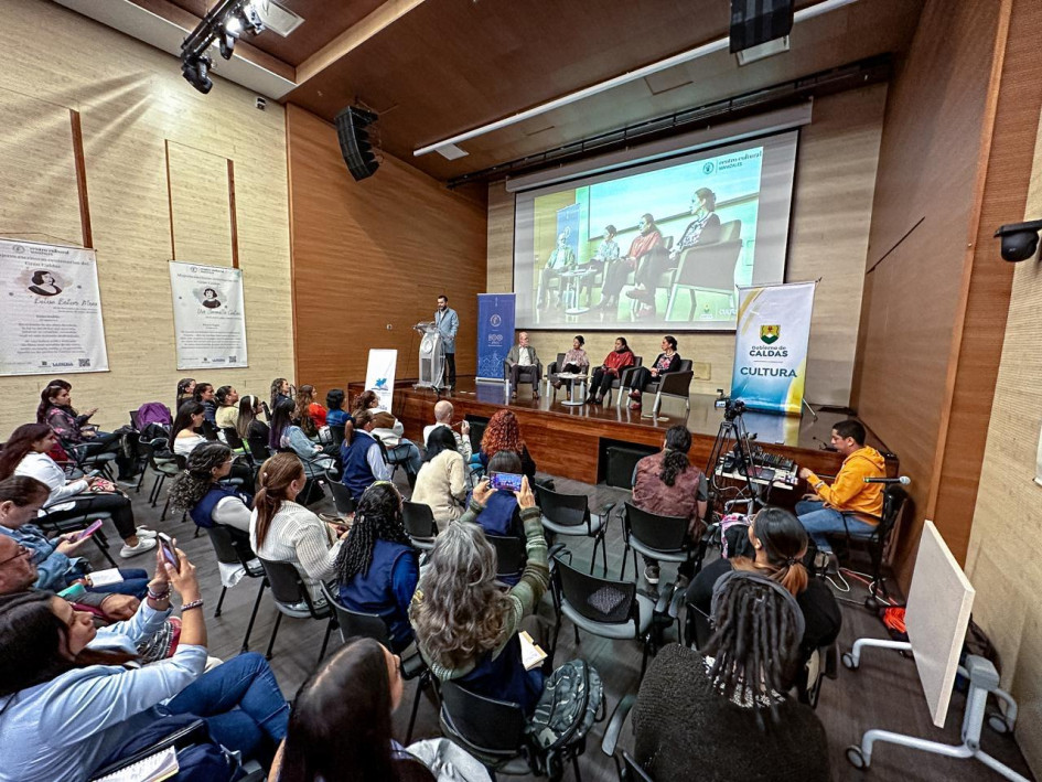 Encuentro de bibliotecarios Encuentro de bibliotecarios