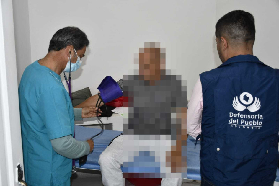 Los pacientes pasaron por un examen físico. La brigada se cumplió entre las 7:00 a.m y las 12:00 m. Salud
