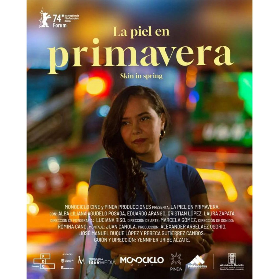 Afiche de la película La piel en primavera que se proyecta hoy en Manizales Afiche de la película La piel en primavera que se proyecta hoy en Manizales Afiche de la película La piel en primavera que se proyecta hoy en Manizales
