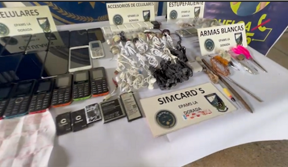 Las autoridades hallaron caletas con celulares en la cárcel Doña Juana de La Dorada. Las autoridades hallaron caletas con celulares en la cárcel Doña Juana de La Dorada.
