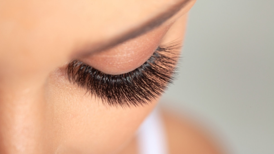 como-hacer-crecer-las-pestanas Ojo izquierdo de una mujer