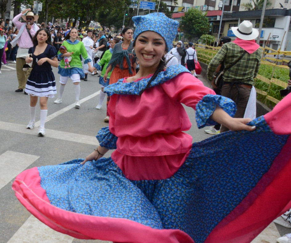 La danza es una de las 11 expresiones artísticas y culturales que se pueden postular a los estímulos de la Alcaldía de Manizales. La danza es una de las 11 expresiones artísticas y culturales que se pueden postular a los estímulos de la Alcaldía de Manizales.