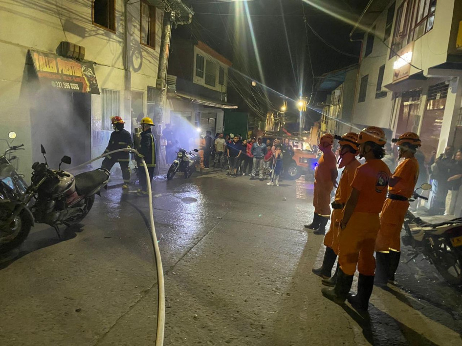 Incendio de anoche. Incendio de anoche.