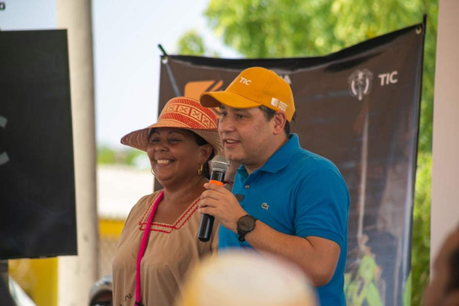 Los 160 habitantes de Villa del Río (La Guajira) cuentan con Internet fijo gracias a Juntas de Internet Los 160 habitantes de Villa del Río (La Guajira) cuentan con Internet fijo gracias a Juntas de Internet
