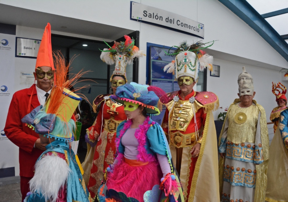 Con una representación de cuadrillas se hizo la presentación del Carnaval de Riosucio este jueves en Manizales. Con una representación de cuadrillas se hizo la presentación del Carnaval de Riosucio este jueves en Manizales.