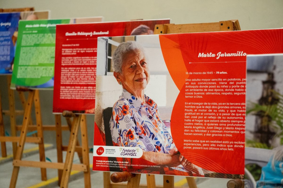 Las exposiciones muestran la historia de las personas mayores.
