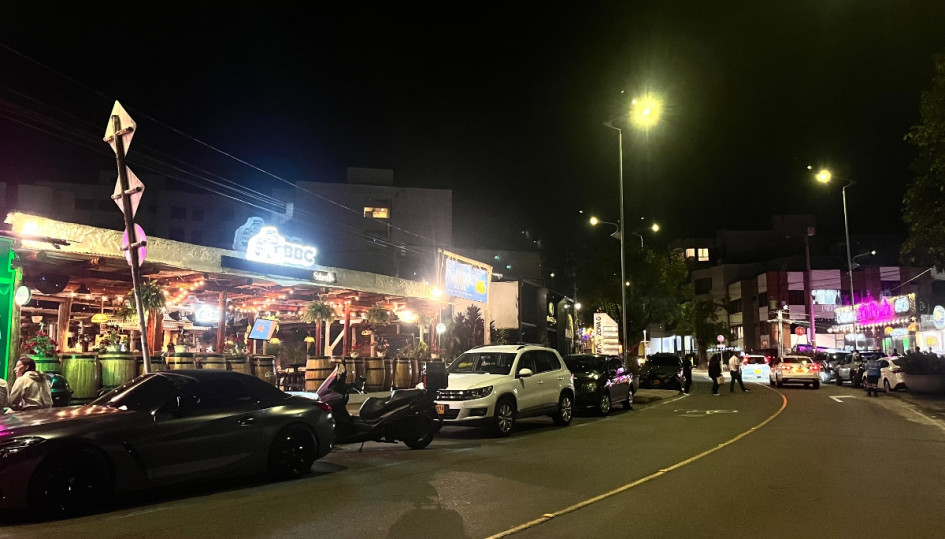 Barrio Milán (Manizales) de noche Barrio Milán (Manizales) de noche